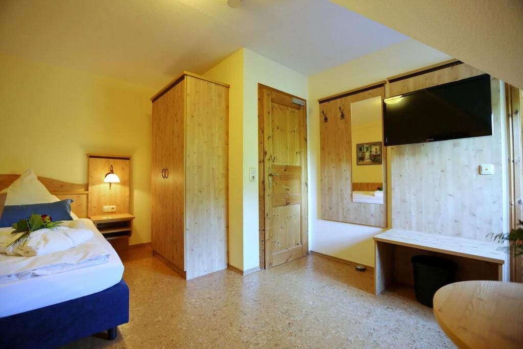 Landhotel Villa Moritz Garni Oberahr Bilik gambar